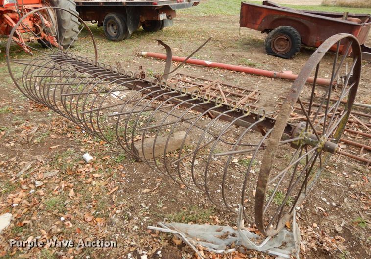 image for item GQ9847 Hay rake