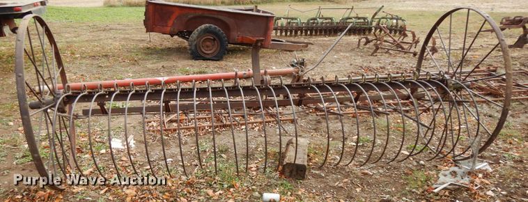 image for item GQ9847 Hay rake