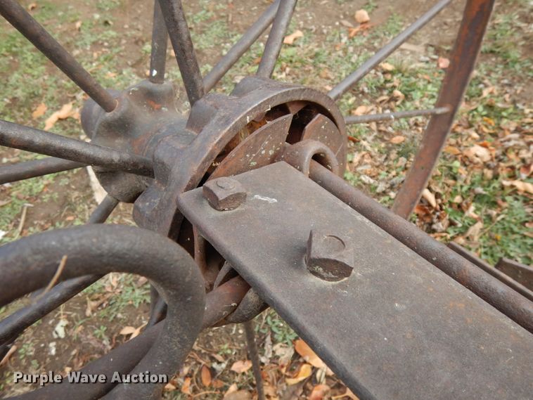 image for item GQ9847 Hay rake