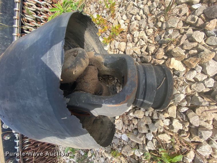 image for item HE9855 Land Pride RCZ3684 rotary mower