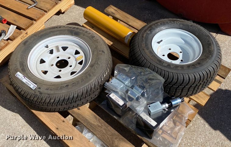 image for item HE9870 Vermeer parts