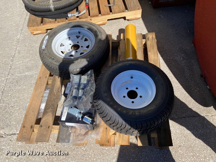 image for item HE9870 Vermeer parts