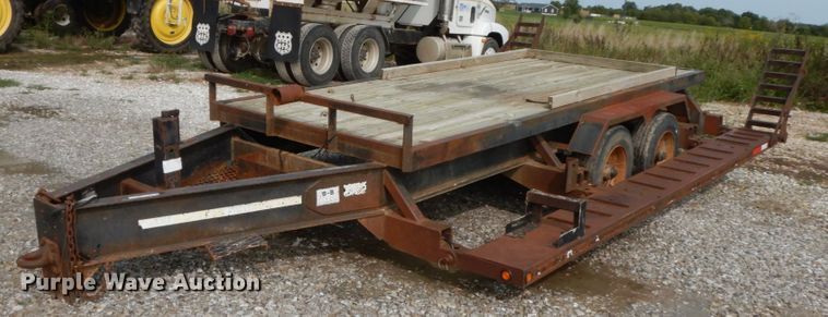 image for item HJ9661 1998 Behnke sprayer trailer