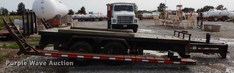 image for item HJ9661 1998 Behnke sprayer trailer