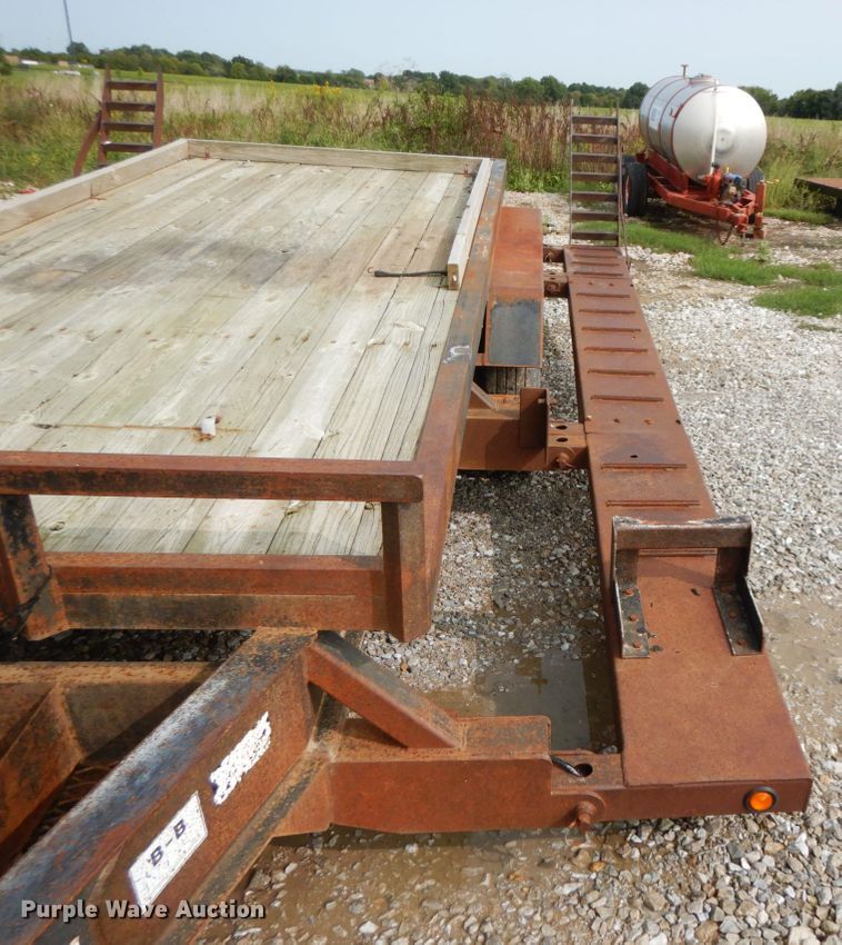 image for item HJ9661 1998 Behnke sprayer trailer