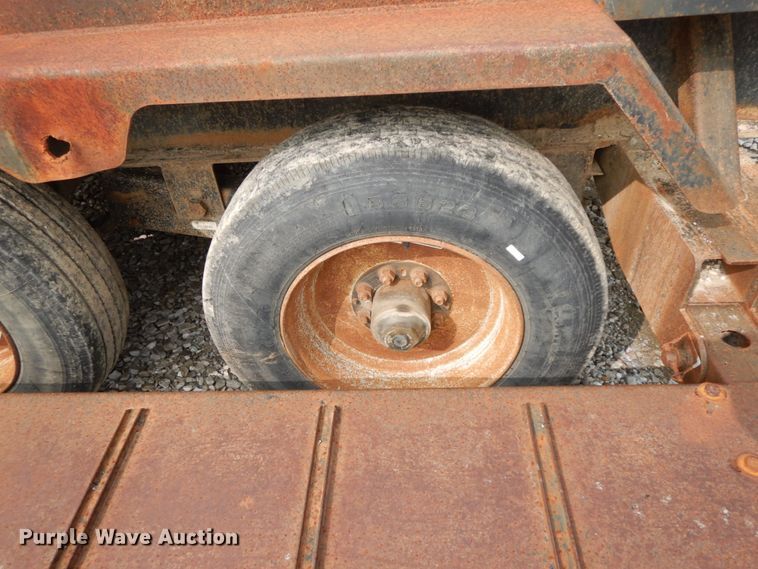 image for item HJ9661 1998 Behnke sprayer trailer