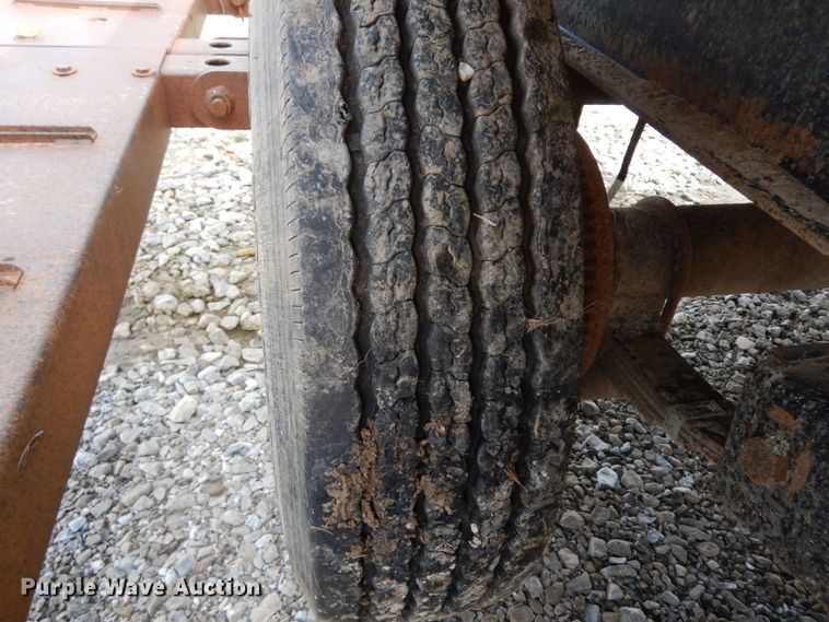 image for item HJ9661 1998 Behnke sprayer trailer