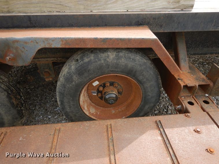 image for item HJ9661 1998 Behnke sprayer trailer