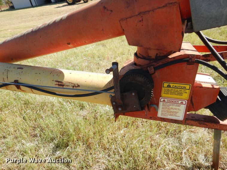 image for item HL9506 Westfield TR80-61 grain auger