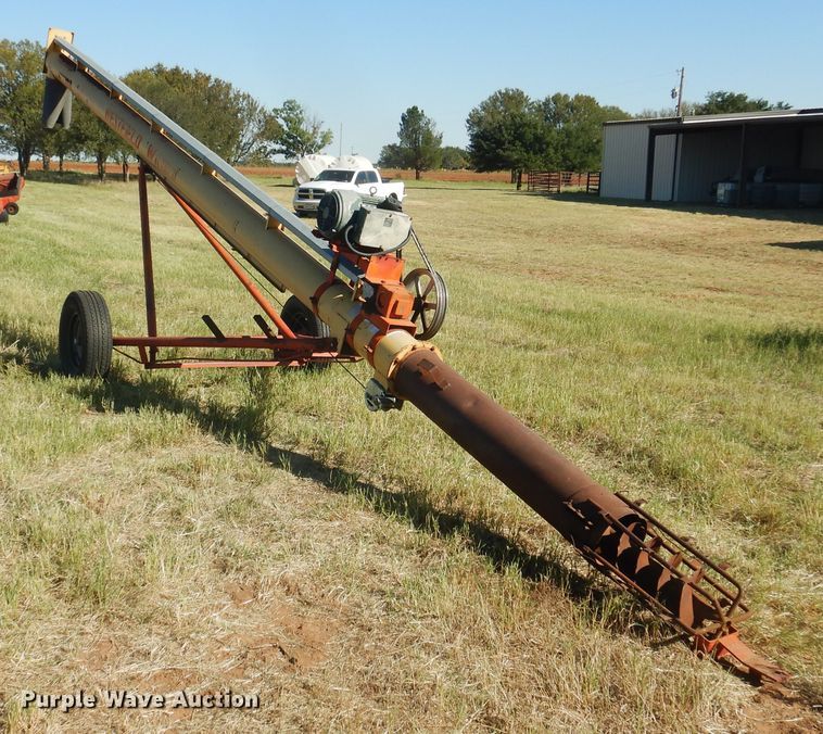 image for item HL9507 Westfield WR100-31 grain auger