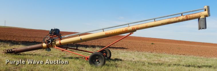 image for item HL9507 Westfield WR100-31 grain auger