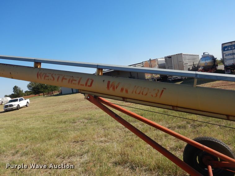 image for item HL9507 Westfield WR100-31 grain auger