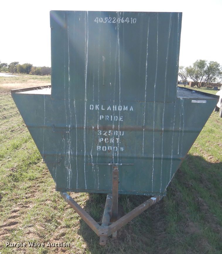 image for item HL9509 Oklahoma Pride livestock feeder