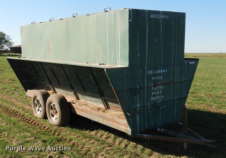 image for item HL9509 Oklahoma Pride livestock feeder