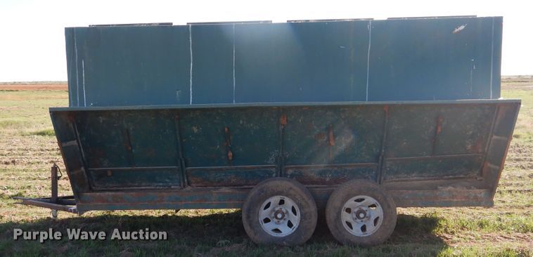 image for item HL9509 Oklahoma Pride livestock feeder