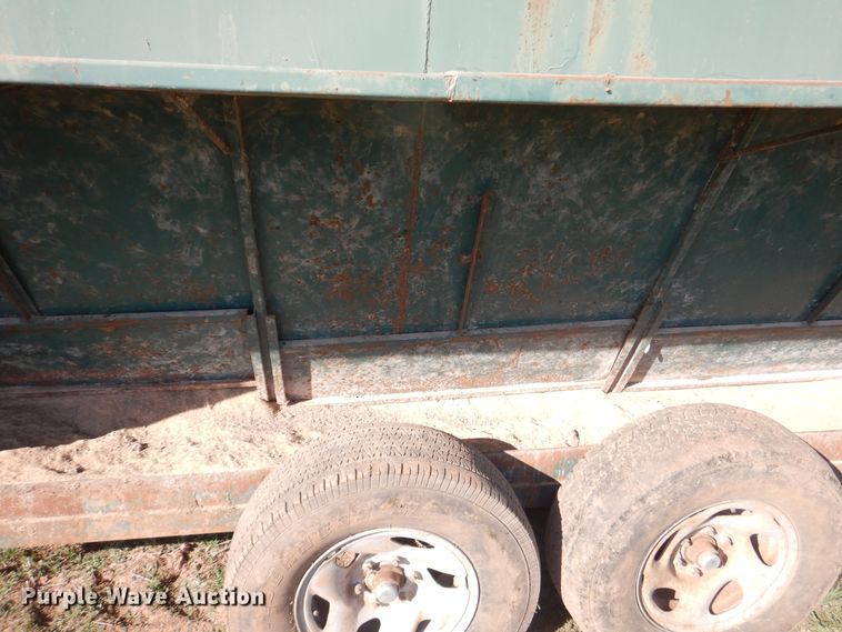 image for item HL9509 Oklahoma Pride livestock feeder