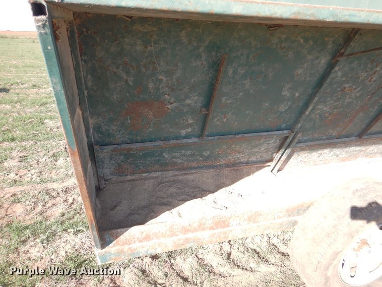 image for item HL9509 Oklahoma Pride livestock feeder