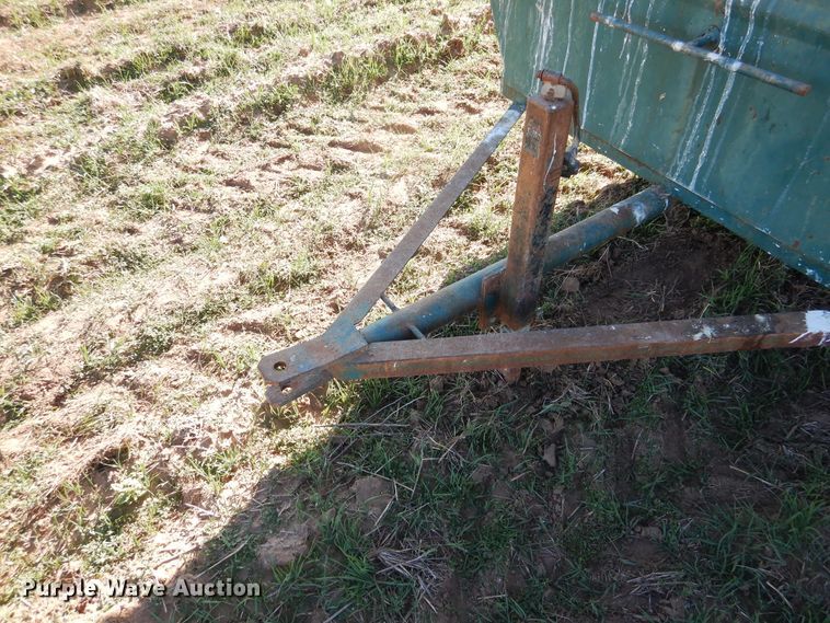 image for item HL9509 Oklahoma Pride livestock feeder