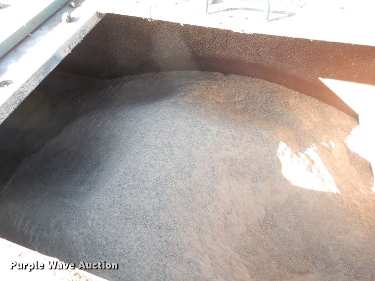 image for item HL9509 Oklahoma Pride livestock feeder