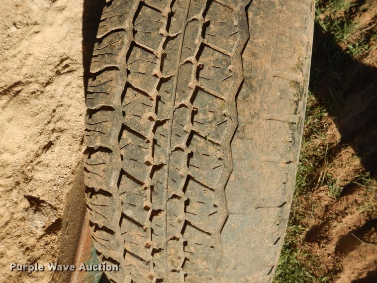 image for item HL9509 Oklahoma Pride livestock feeder