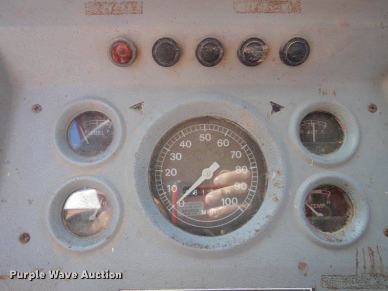 image for item HN9352 1974 Ford 8000  grain truck