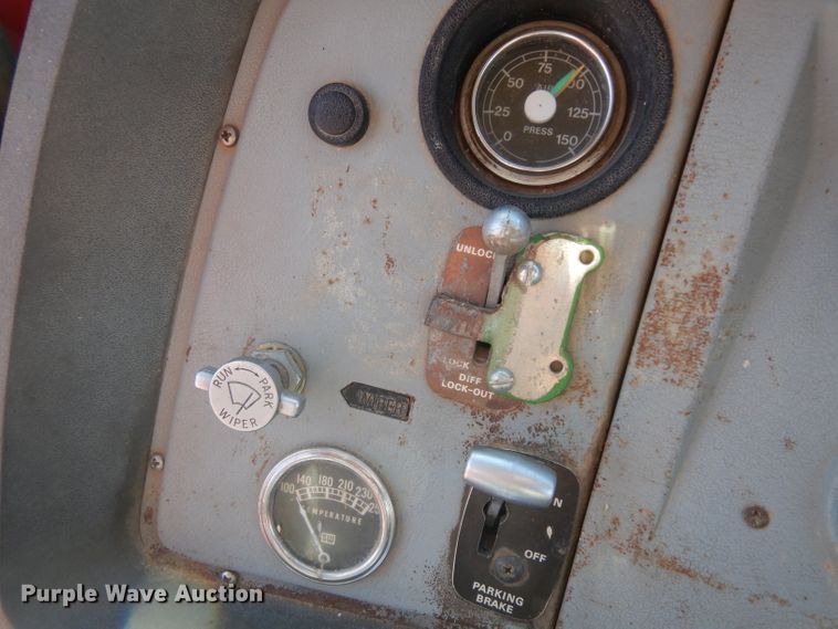 image for item HN9352 1974 Ford 8000  grain truck