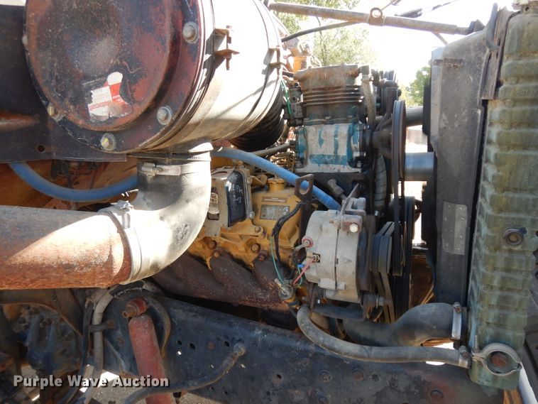 image for item HN9352 1974 Ford 8000  grain truck