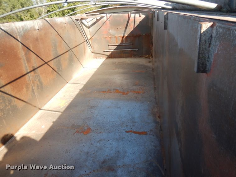 image for item HN9352 1974 Ford 8000  grain truck