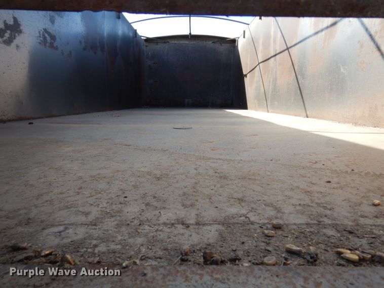 image for item HN9352 1974 Ford 8000  grain truck