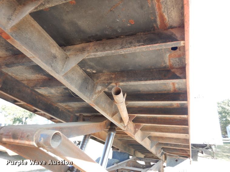 image for item HN9352 1974 Ford 8000  grain truck