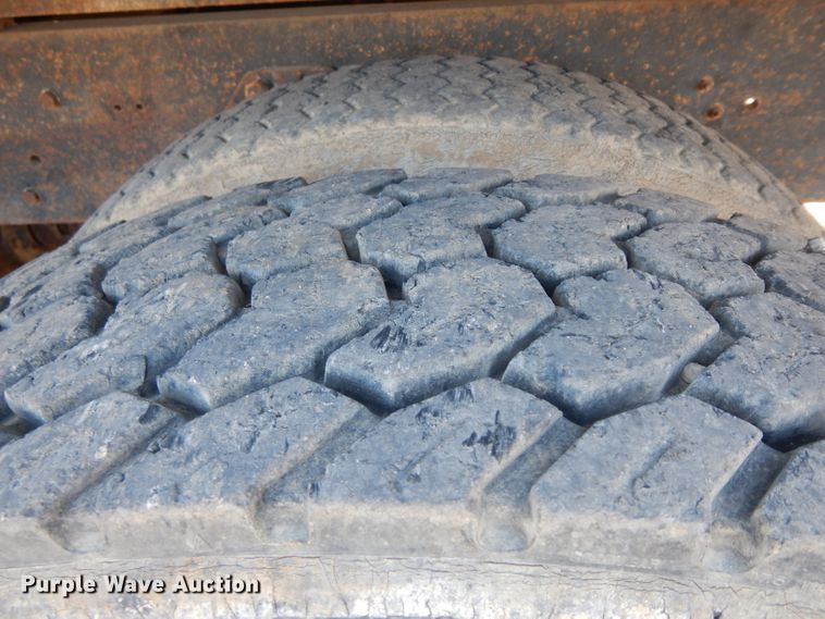 image for item HN9352 1974 Ford 8000  grain truck