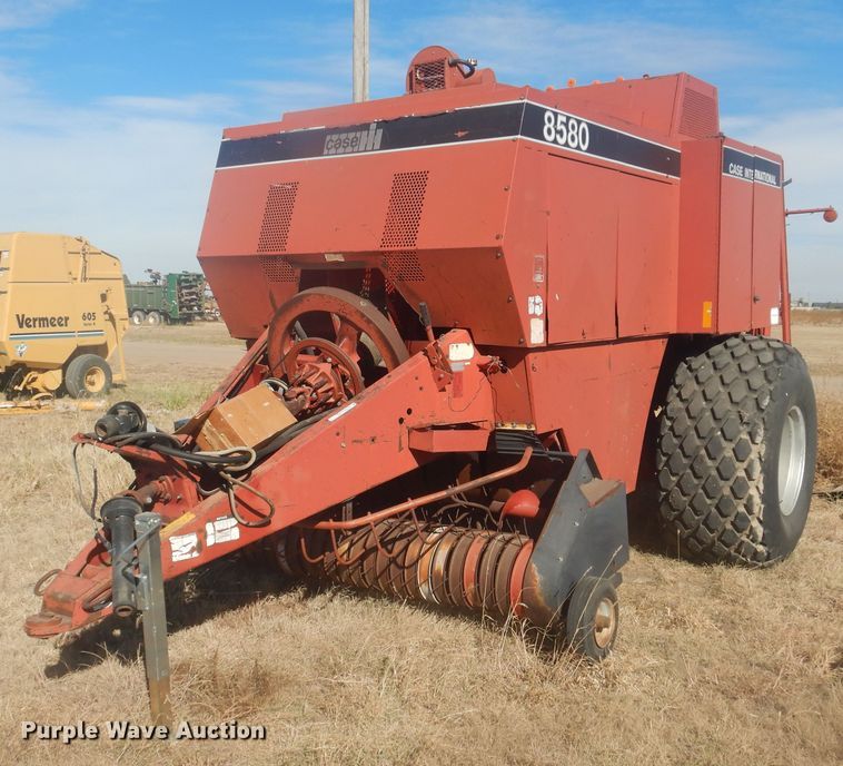 image for item HO9206 1989 Case IH 8580  large square baler