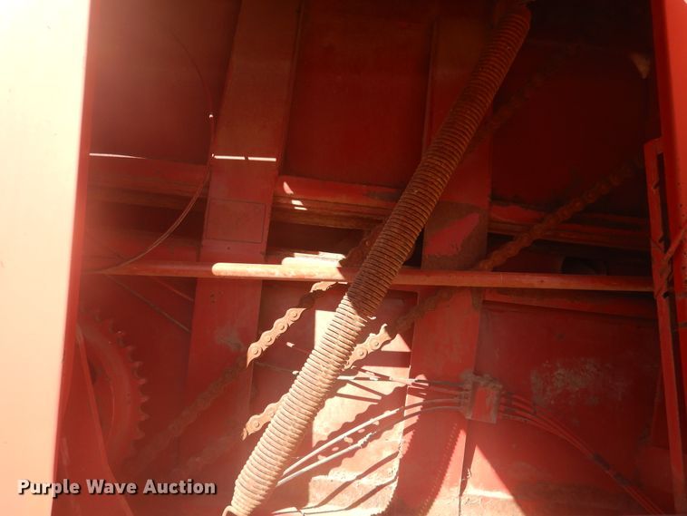 image for item HO9206 1989 Case IH 8580  large square baler