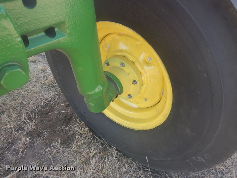 image for item HO9219 1978 John Deere 4240  tractor