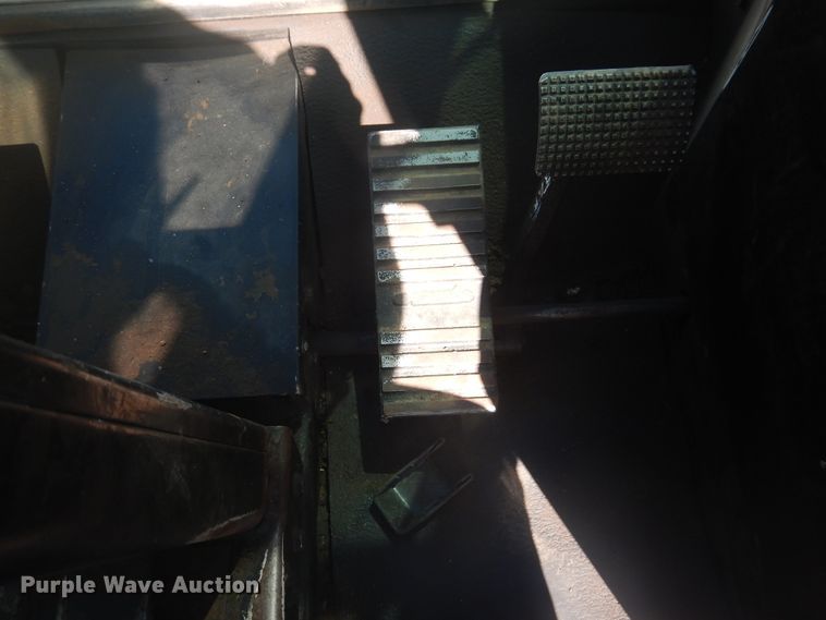 image for item HO9221 1994 Ford Versatile 9030  4WD bi-directional tractor