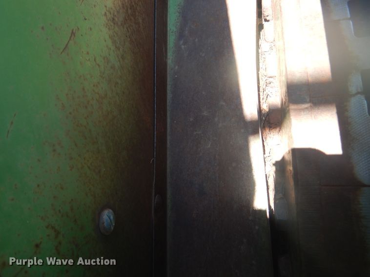 image for item HO9242 John Deere 425 hay cuber