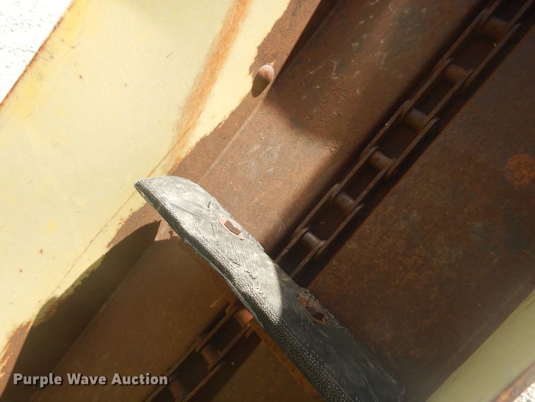 image for item HO9242 John Deere 425 hay cuber