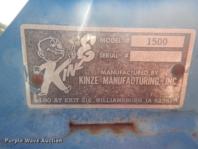 image for item HO9243 Kinze 1500 row crop cultivator