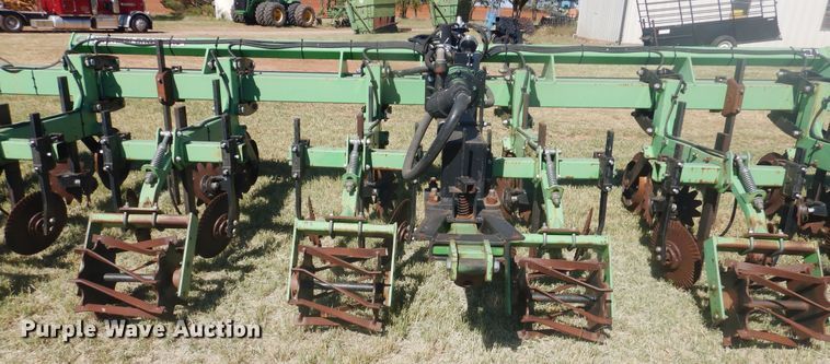 image for item HO9244 Bigham Brothers Super Duty strip-till