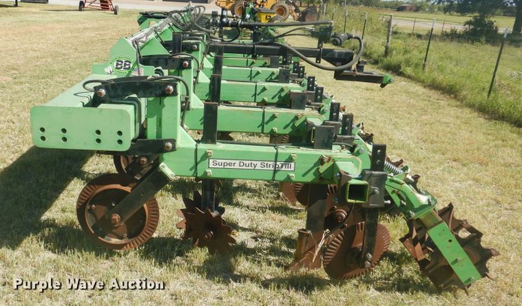 image for item HO9244 Bigham Brothers Super Duty strip-till