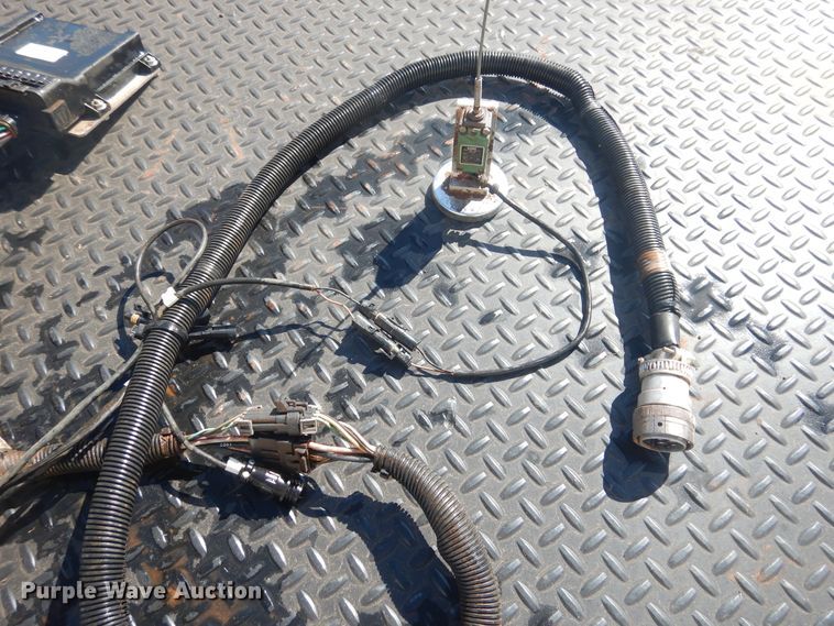 image for item HO9246 John Deere Max Emerge Plus planter