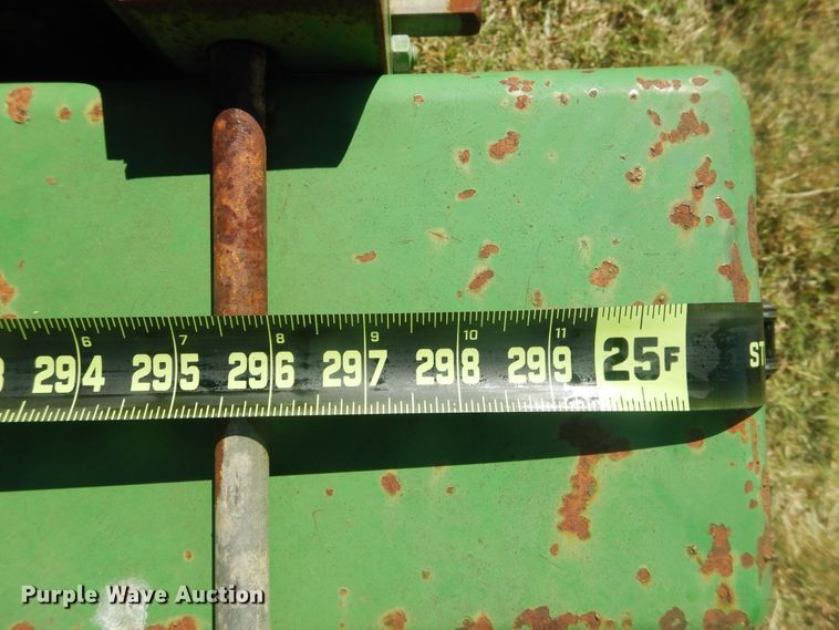 image for item HO9246 John Deere Max Emerge Plus planter