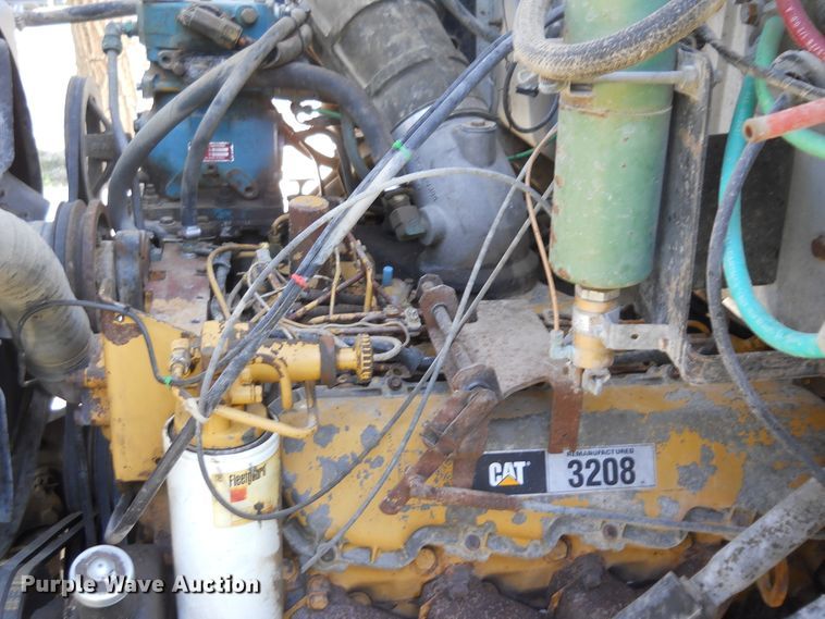 image for item HO9678 1979 Ford 8000  grain truck