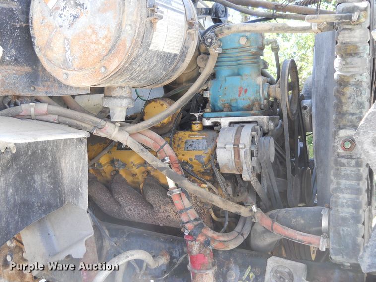 image for item HO9678 1979 Ford 8000  grain truck