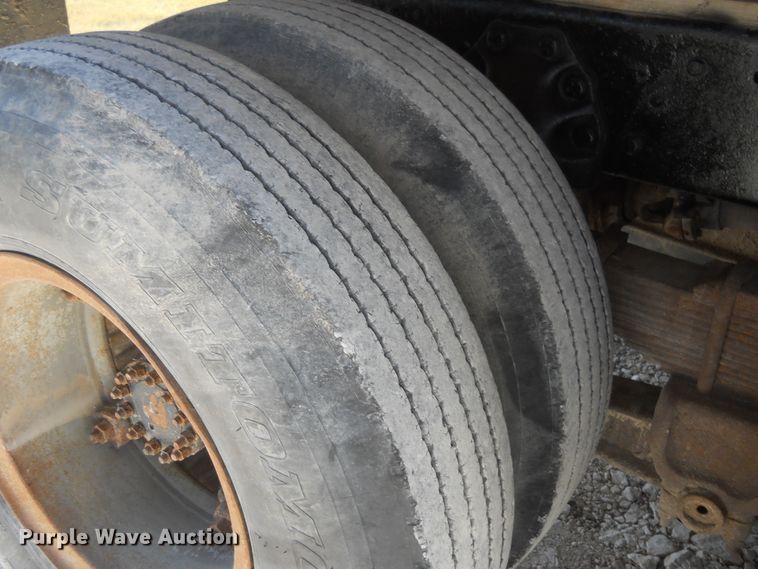 image for item HO9678 1979 Ford 8000  grain truck