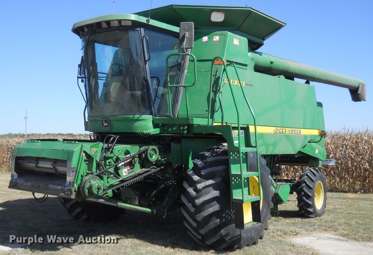image for item HO9681 1998 John Deere 9610 Maximizer combine