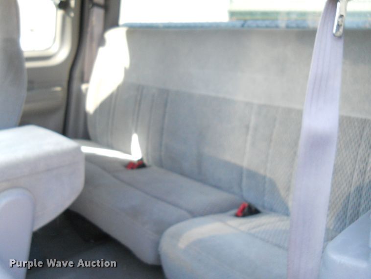 image for item HO9682 1998 Ford F150  SuperCab pickup truck