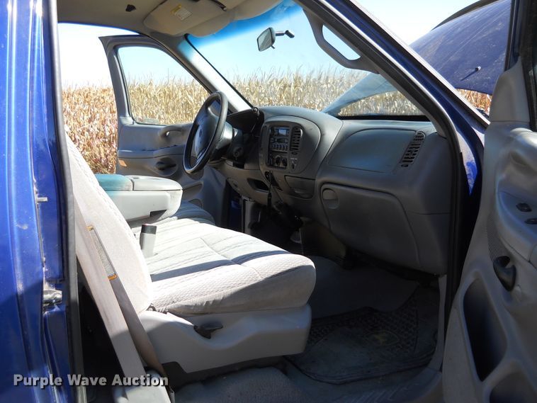 image for item HO9682 1998 Ford F150  SuperCab pickup truck