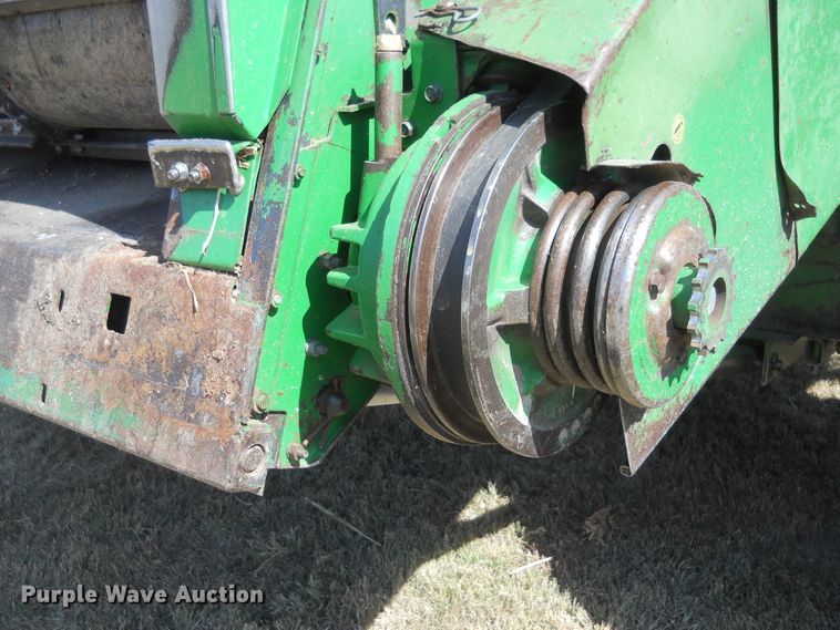 image for item HO9683 1988 John Deere 8820 Titan II combine