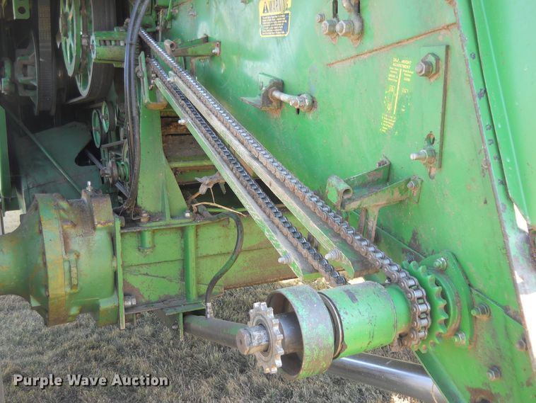 image for item HO9683 1988 John Deere 8820 Titan II combine